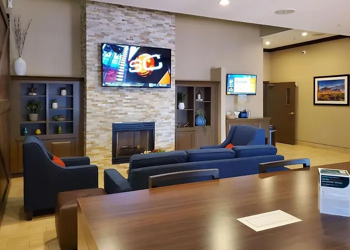 Comfort & Phoenix Sky Harbor Airport Hotel 3*