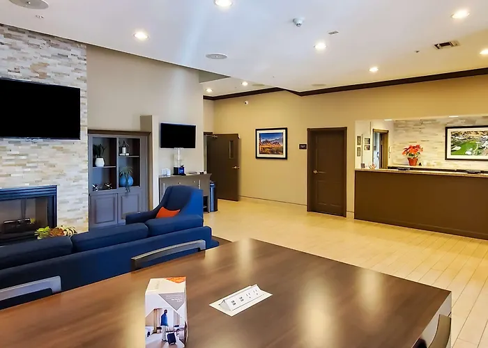 Comfort & Phoenix Sky Harbor Airport Hotel Tempe