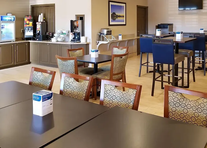 Comfort & Phoenix Sky Harbor Airport 3* Tempe